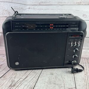 GE Superadio III 7-2887A AM FM Long Range Portable Radio Tested Working